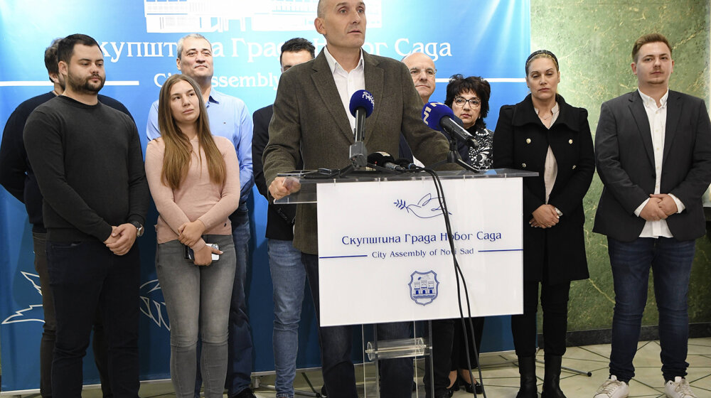 Ujedinjena novosadska opozicija: Rasulo u novosadskom odboru SNS-a 1