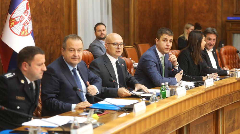 "Dačić izvesniji nego bilo koji funkcioner SNS-a": Najavljena rekonstrukcija Vlade, kao deo SNS rituala 1