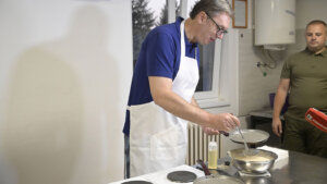 Šta očekivati od Vučića "uživo" na TikTok-u: Predsednik prvi put neće moći da kontroliše koja će mu pitanja biti postavljena 3