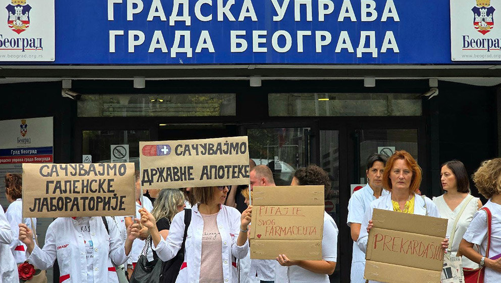 Sindikat Apoteke Beograd najavljuje protest ispred Skupštine Beograda u petak: Traže isplatu 15 zaostalih plata i overavanje zdravstvenih knjižica 7