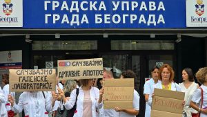 Sindikat Apoteke Beograd najavljuje protest ispred Skupštine Beograda u petak: Traže isplatu 15 zaostalih plata i overavanje zdravstvenih knjižica