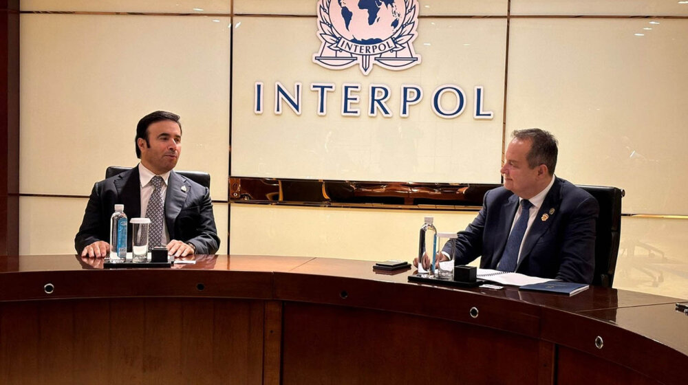 Žrtva u SAD u strahu: Kako su dvojica stranih državljana pobegli iz kućnog pritvora u Beogradu? 1