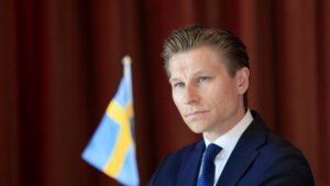 Kina "masivno" podržava Rusiju u ratu protiv Ukrajine, rekao je danas ministar odbrane Finske Anti Hakanen i ukazao da je to izazov za NATO.