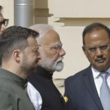 "Ta država je velika nada za Kijev": Politico piše da je Ukrajina našla posrednika koji će pomoći da se sklopi mirovni sporazum sa Putinom 9