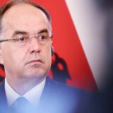 Predsednik Albanije na Kosovu, stigao u Gnjilane (VIDEO) 5