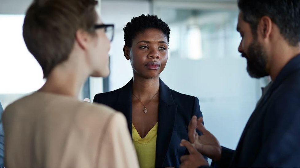 Zašto je nekim ženama sve teže da prijave uznemiravanje na poslu 2 Podaci pokazuju da se sve više žena odlučuje da ne prijavljuje uznemiravanje na radnom mestu
