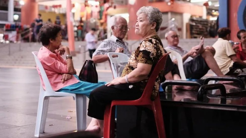 Demografija: Kako zemlje treba da se bore protiv pada nataliteta 3 Starije stanovništvo Singapura