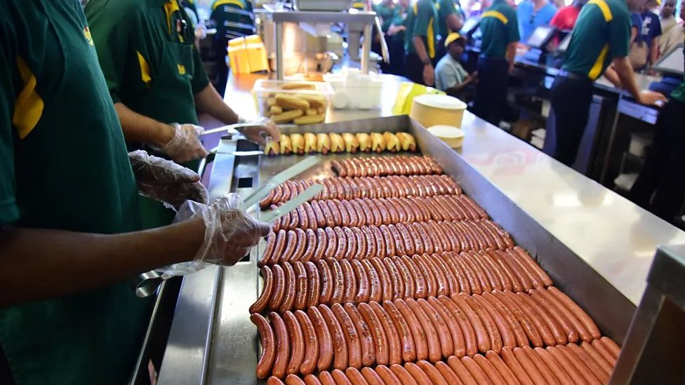 Amerika: Kako je nastao hot dog, najprepoznatiljivija vrsta hrana u SAD i širom sveta 6 Hot dogovi