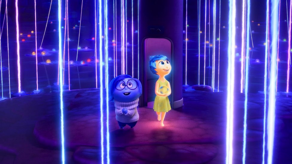 „U mojoj glavi 2": Poruka zbog koje je animirani film nadmašio „Barbi" 3 Radost i tuga u Rajlinom umu