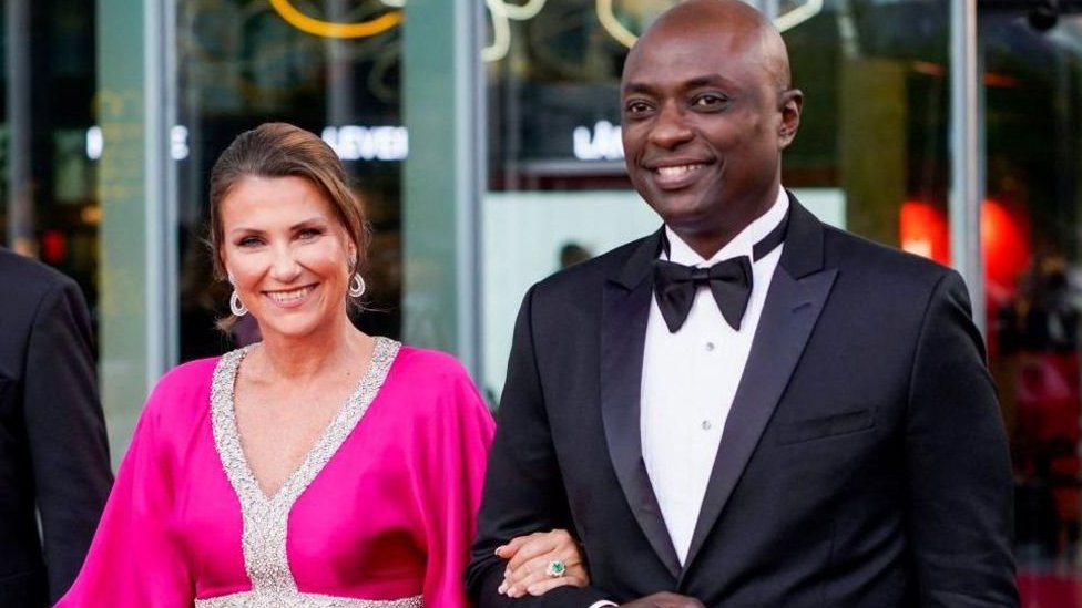 Venčanje norveške princeze i američkog šamana posle brojnih turbulencija 2 Norveška princeza i američki šaman