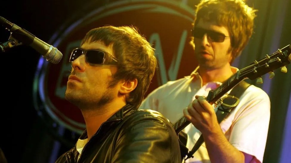 Muzika: Dugi redovi, pad sistema za prodaju, pomama za kartama povratničke turneje grupe Oejzis 1 Oejzis