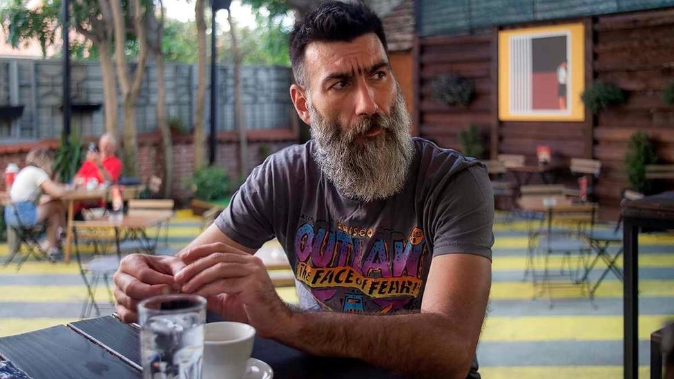 Svetski dan brade: Zašto je muškarci nose i koji stilovi postoje 3 Mikica Andrejić nosi bradu već 15 godina