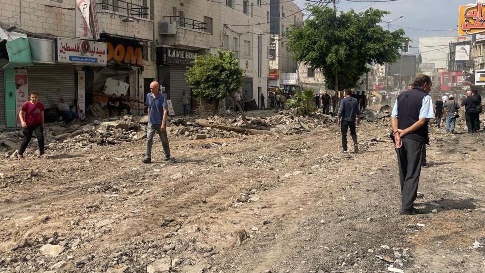 Izrael i Palestinci: Izraelske snage su se povukle iz Dženina posle velike operacije 1 Dženin