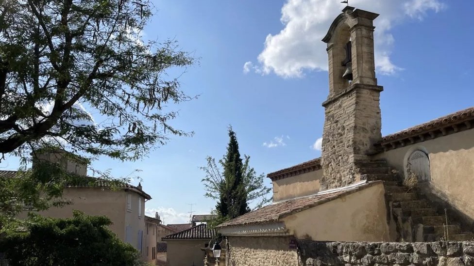 Francuska: Selo rastrzano užasima suđenja za masovno silovanje 5 Avinjon, Francuska, silovanje