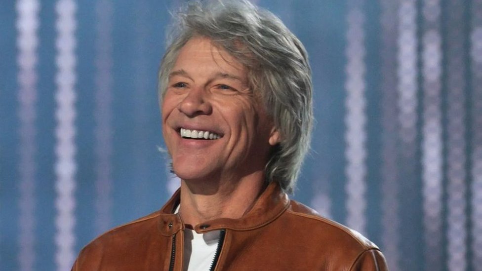 Džon Bon Džovi pomogao ženi koja je htela da skoči s mosta 2 dzon bon dzovi