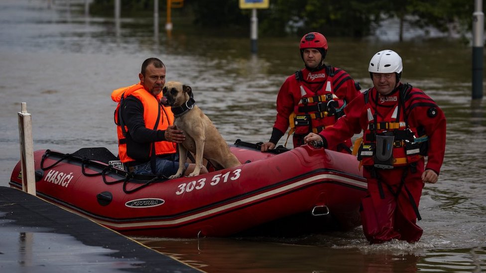 Ciklon Boris: U Poljskoj evakuisan grad, oprez u Bratislavi i Budimpešti 1 Poplava u češkom gradu Ostravi