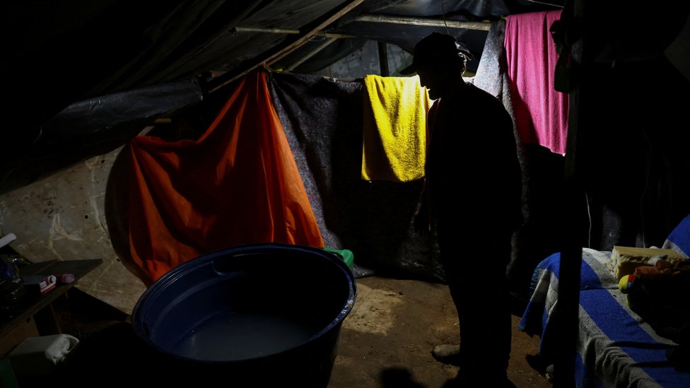 Klimatske promene: Zašto ima više poplava 1 Brazilska porodica