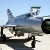 Država se zadužuje 1,9 milijardi evra za kupovinu rafala 10