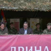 Vučić o skupu SNS i skupu studenata: A, je li danas u Kraljevu hladnije? 12