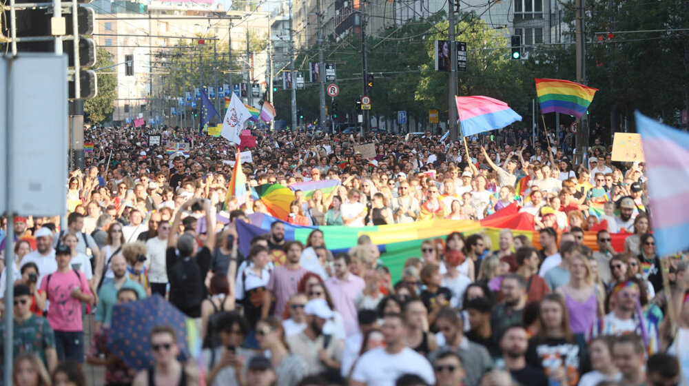 Prajd protestna šetnja danas u Beogradu, LGBT+ osobe se godinama bore za jednaka prava 1