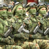 Hoće li Mađari morati u vojsku i kako je to pitanje zavadilo harmoničnu koaliciju SVM i SNS: "Protivljenje Pastora nije mala igra" 10