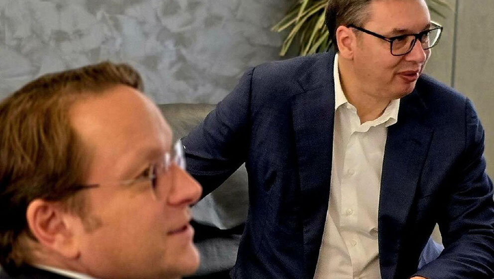 Vučić o sastanku sa Varheljijem: Dobar i otvoren razgovor sa iskrenim prijateljem Srbije 1