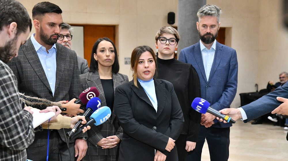 Opozicija traži vanrednu sednicu Skupštine Beograda 1