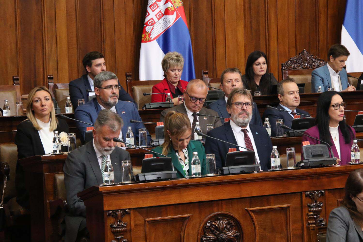 Tomislav Žigmanov povodom 35. godišnjice stranke Hrvata u Vojvodini: Nastavljamo borbu! 2 Tomislav Žigmanov povodom 35. godišnjice stranke Hrvata u Vojvodini: Nastavljamo borbu! 2