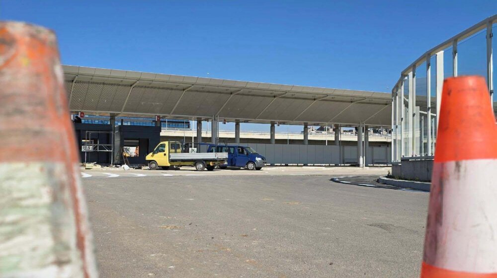 Simić (PSG): Šapić da objasni kako će funkcionisati Autobuska stanica umesto bavljenja Titom 1