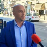 Jekić (SSP): Kupovinom podrške birača „preko asfalta” SNS vlast oštetila budžet Kragujevca za 5 miliona dinara 8