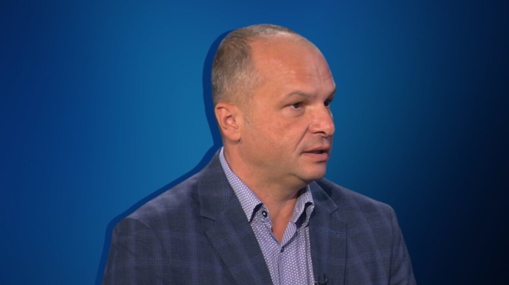 "Ekonomista koji voli kuvanje i boks": Ko je Siniša Hajdaš Dončić, novi predsednik hrvatskog SDP-a? 1