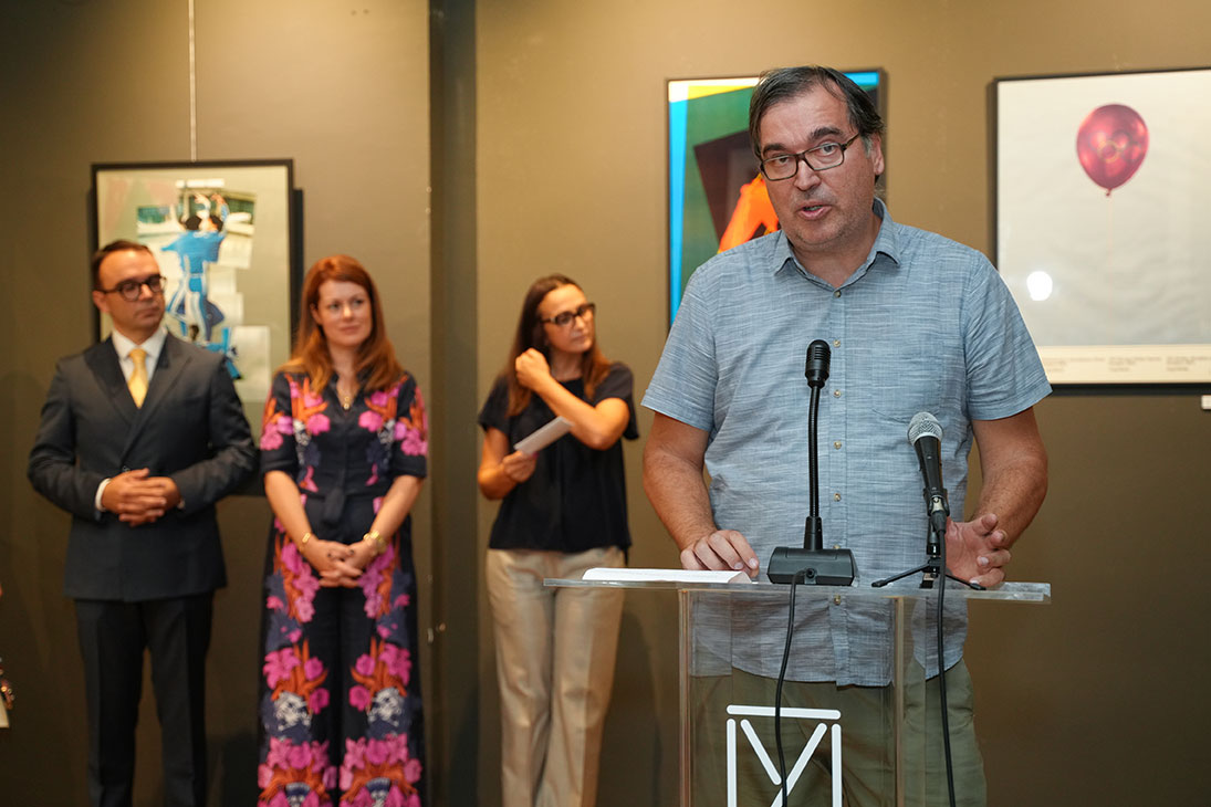 Vučko u raznim disciplinama i Pahulja 40 godina kasnije: Otvorena izložba plakata Zimskih olimpijskih igara u Sarajevu 2 Vučko u raznim disciplinama i Pahulja 40 godina kasnije: Otvorena izložba plakata Zimskih olimpijskih igara u Sarajevu 4