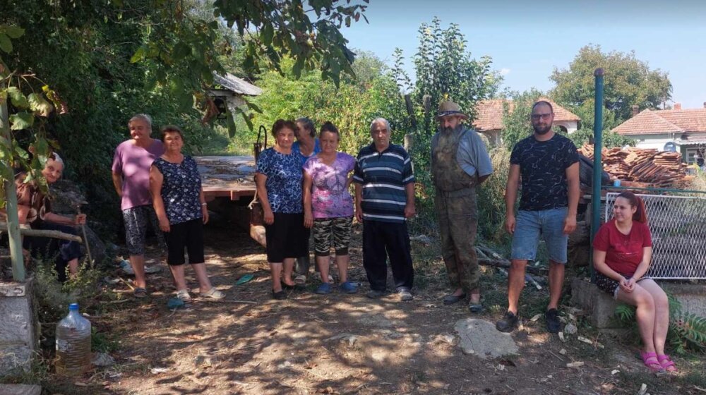 Meštani sela pored Zaječara 20 dana bez vode: Traže da direktor podnese ostavku ili će blokirati prilaz jezeru 1