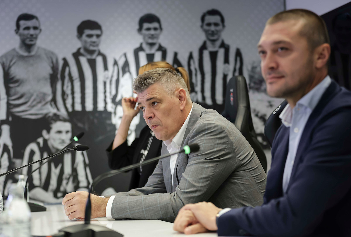 Milošević predstavljen kao novi trener Partizana: Da nije teško ja ne bih bio ovde 2 Milošević predstavljen kao novi trener Partizana: Da nije teško ja ne bih bio ovde 2