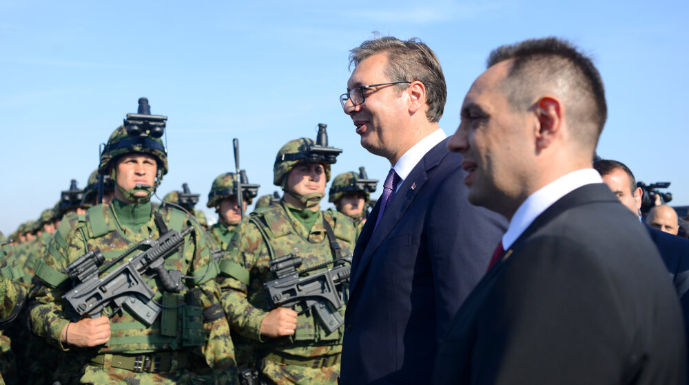 "Da mladi vojnici idu 15 dana, kao i bivši ministar Vulin": Šta kažu Zaječarci o uvođenju vojnog roka? 1