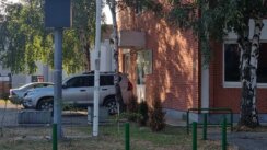 Četvrti dan blokade srpskih institucija na severu KiM: Radnici privremenog organa završili okupljanje ispred zgrade u Kosovskoj Mitrovici (FOTO) 4