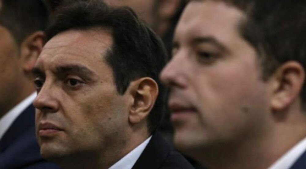 Da li je Putin pozvao Vulina ili se sam ponudio da ga informiše o namerama Srbije? 1