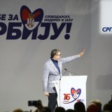 Da li je skandiranje građana "Aco, Šiptare" parodija na "Aco, Srbine", ili novi ciklus reciklaže stare političke retorike? 4