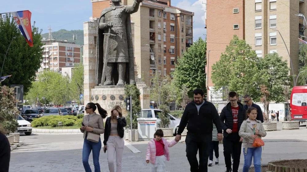 Osnovni sud u Severnoj Mitrovici odredio pritvor od 30 dana bivšem pripadniku MUP-a zbog navodnog pomaganja u izvršenju krivičnog dela ubistva u pokušaju 1