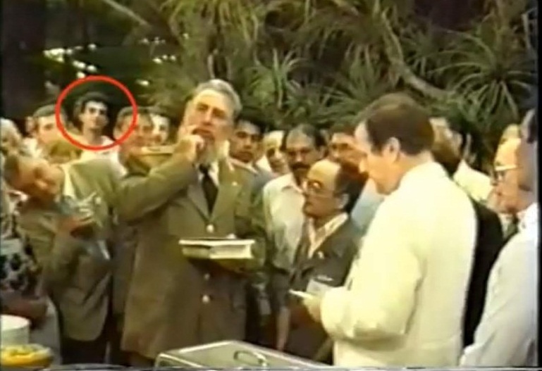 Pomoću esperanta sam proputovao 46 zemalja: Ljudi, sećanja - Kragujevčanin Saša Pilipović, glumac i esperantista 2 Pomoću esperanta sam proputovao 46 zemalja: Ljudi, sećanja - Kragujevčanin Saša Pilipović, glumac i esperantista 4