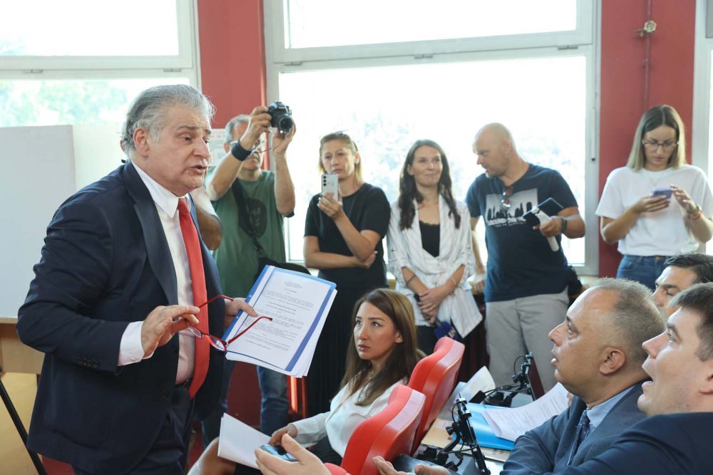 Šminkanje Frankenštajna: Vučić bi svoj niški eksperiment mogao uskoro da primeni na celu Srbiju 3