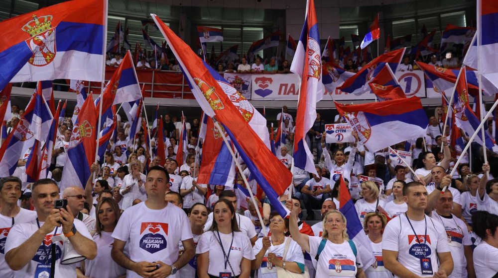 Kreni-Promeni: Građani prijavili preko 100 institucija koje primoravaju zaposlene da prisustvuju mitingu SNS-a 1