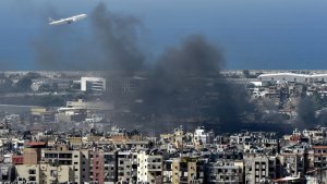 Izraelska vojska saopštila je danas da je napala skladište oružja pokreta Hezbolaha u južnom delu Libanu.