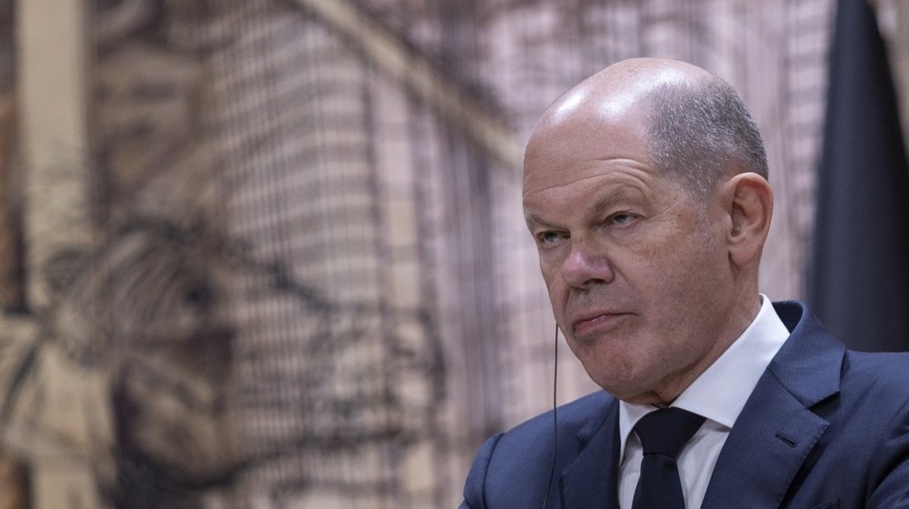 Šolcova koalicija na ivici kolapsa: Kako bi pobeda Trampa u SAD mogla da spase vladu Nemačke? 1