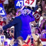 Haris i Tramp održali poslednje mitinge pred današnje izbore u SAD 4