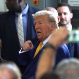 Tramp odabrao ko će da mu vodi kabinet 9