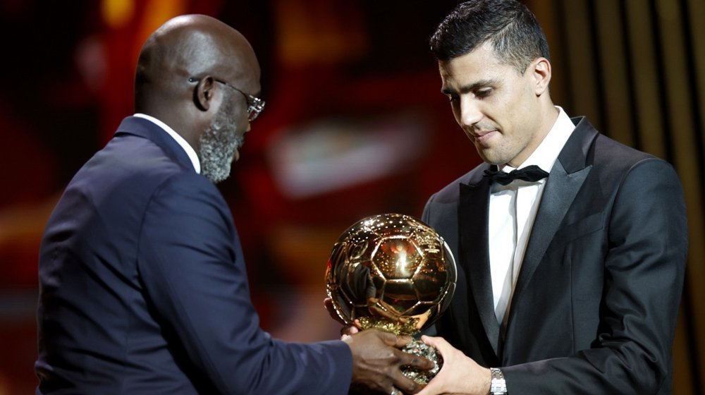 Čovek koji ne postoji na društvenim mrežama: Ko je Rodri, prvi Španac koji je osvojio Zlatnu loptu posle 64 godine? 1