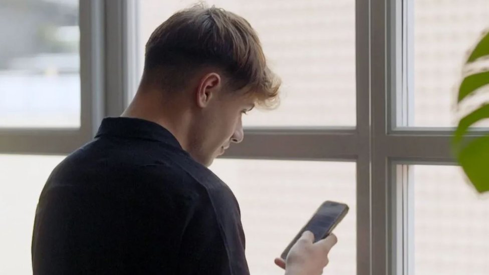 Društvene mreže: „Ukaljaju vam mozak“ - kako algoritmi dečacima prikazuju nasilje 3 Kai