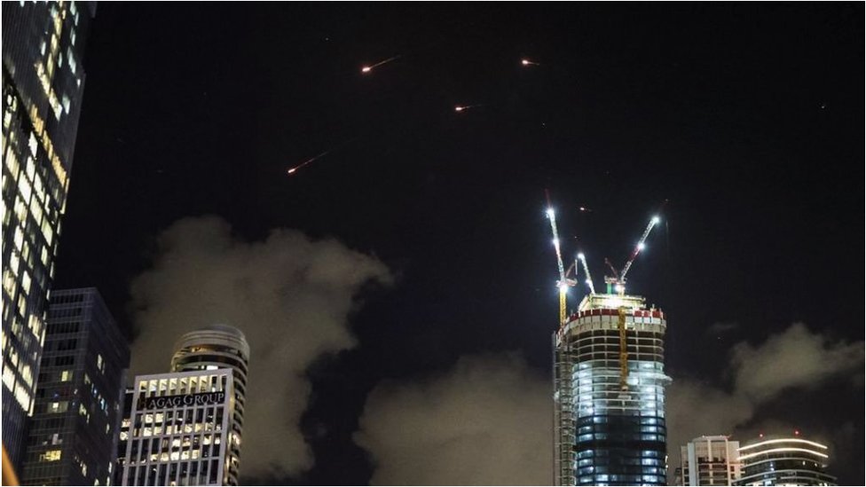 Bliski istok: Iran raketama na Izrael, Netanjahu upozorava na posledice 1 Tel Aviv