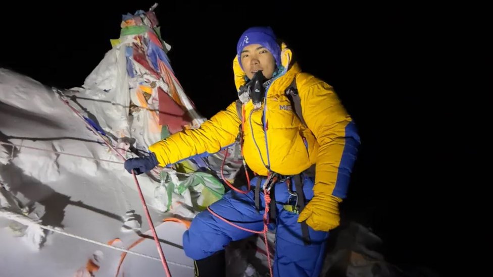 Rekorder iz Nepala: Popeo se na 14 najviših vrhova sveta sa 18 godina 1 Nima Rinđi Šerpa